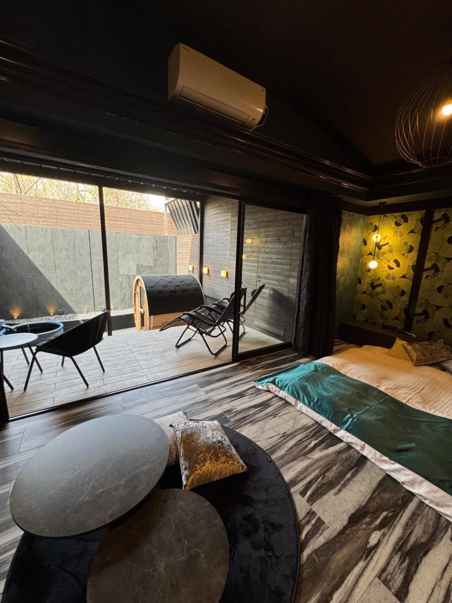 Lala Resort (Adults Only) Кобе Екстериор снимка